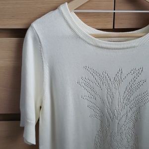 Skies are blue - punched pineapple knit sweater Medium